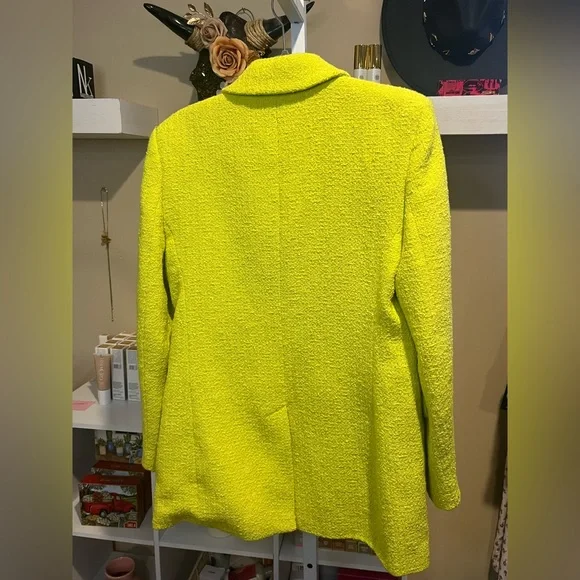 NWOT Zara Lime Green Textured Blazer - Bloggers Favorite - Picture 13 of 13